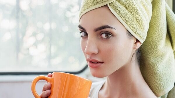 Green tea spray for skin