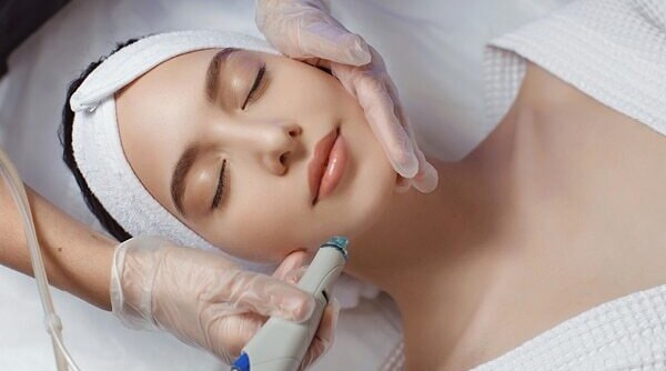 Hydrafacials: Everything You Need To Know About The Skin Treatment