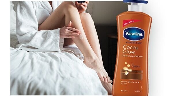 04. Moisturise your legs every single day