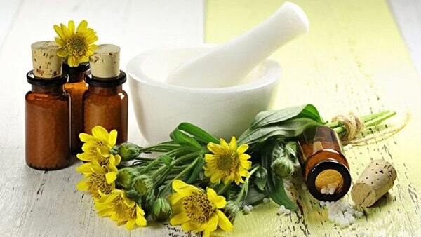 Essential oils for pockmarks