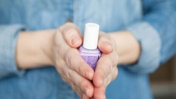 Keep the neck of the bottle clean