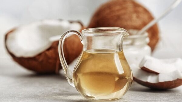 Essential oils for pockmarks