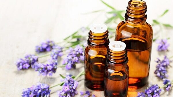 Essential oils for pockmarks