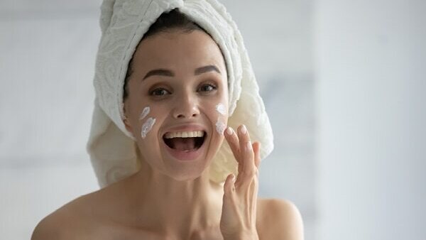 FAQs about skin peeling on face