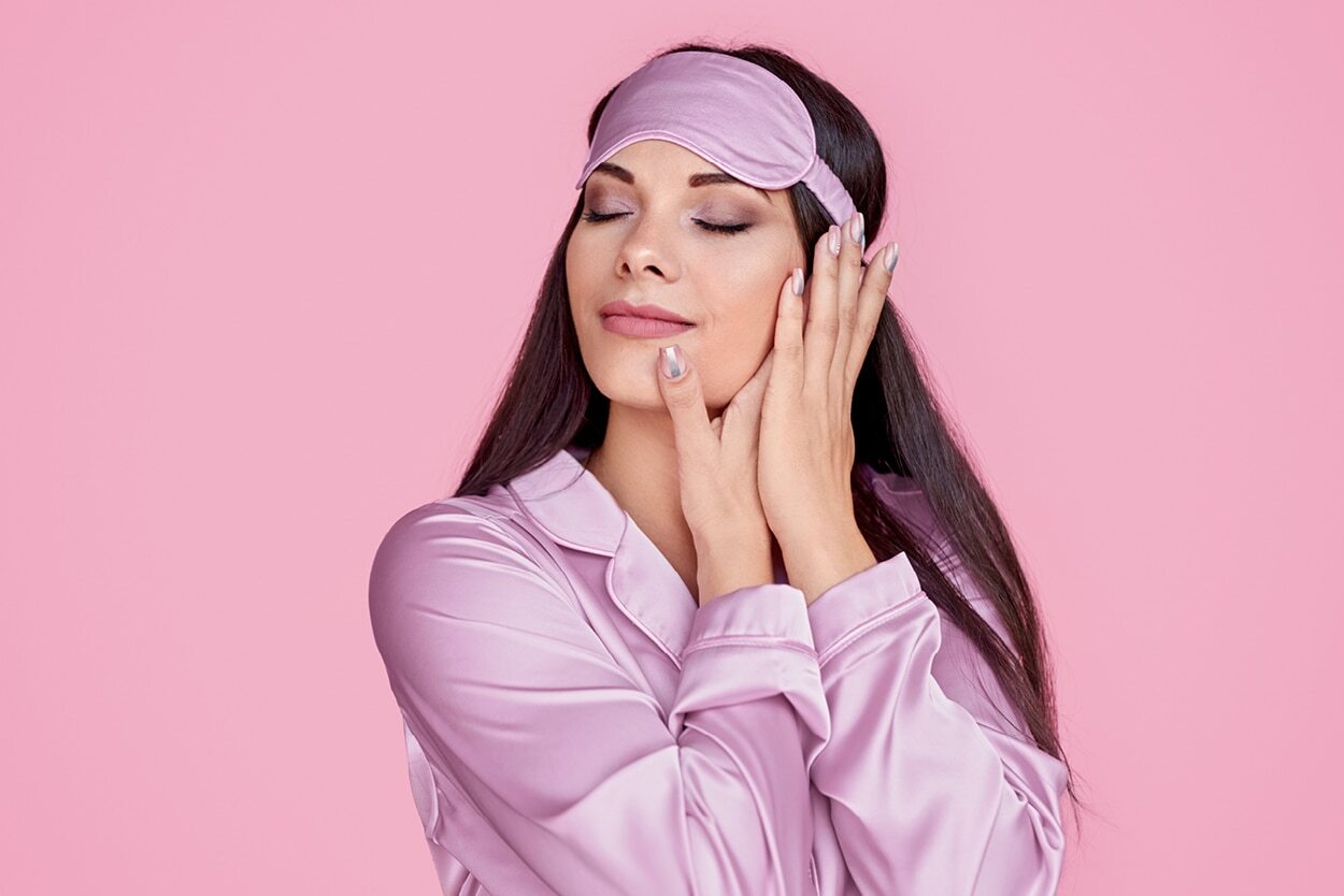 You wake up with plump and healthy skin