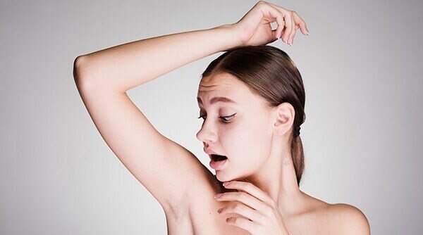 5 Foolproof Hacks To Help Your Deodorant Last Longer