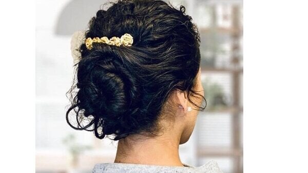 8. Floral tiara