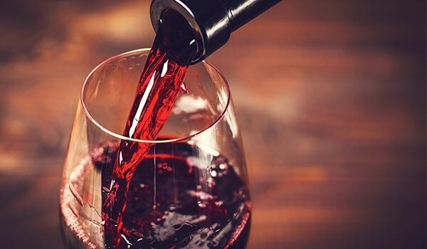 Struggling With Hair Problems? Red Wine Can Be Your Saviour...
