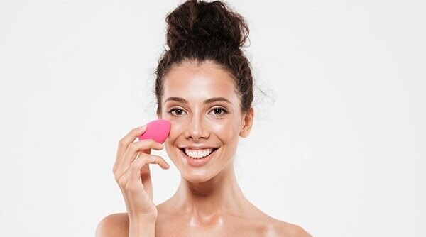 Follow These Simple Steps To Prevent Your Foundation From Oxidising