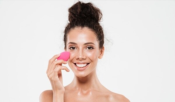 Follow These Simple Steps To Prevent Your Foundation From Oxidising