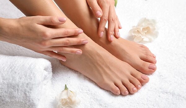 How To Give Yourself A Quick Pedicure At Home