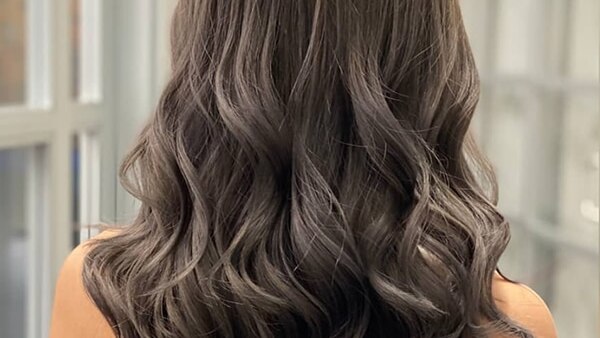 FAQs about black hair with highlights