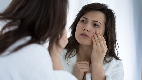 Does not allow beneficial ingredients to seep into skin