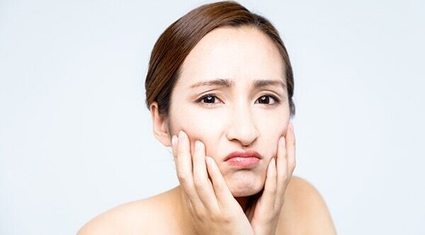 Does not allow beneficial ingredients to seep into skin