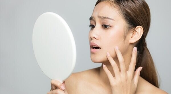 Does not allow beneficial ingredients to seep into skin