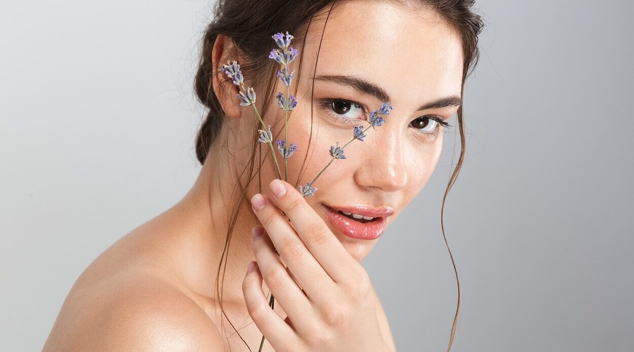Herbs For Acne: Benefits And How To Use Them