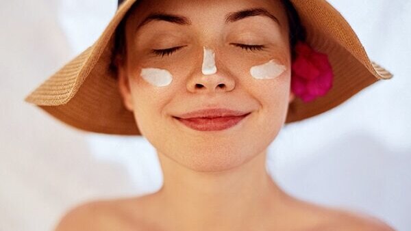 Treating smile lines at home