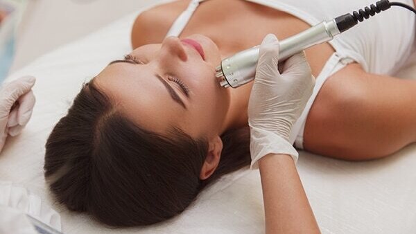 Treating smile lines at home