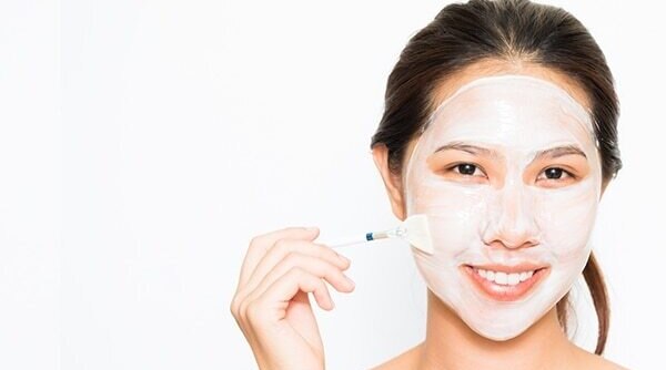 Include Greek Yogurt In Your Beauty Routine For Gorgeous Skin And Hair