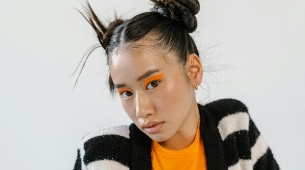 Master The Art Of Party Makeup