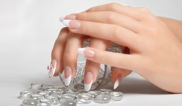 These Pocket-Friendly Hacks To Remove Acrylic Nails Will Make Sure Your Nails Are Always Well Manicured…