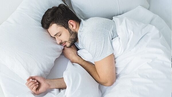 Tips for healthy skin: Take Enough Sleep