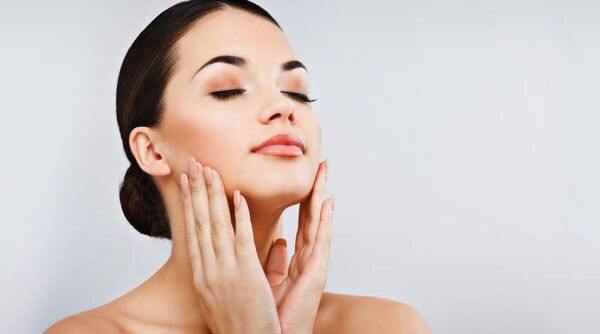 5 Easy Peasy Solutions To Reducing Acne Scars