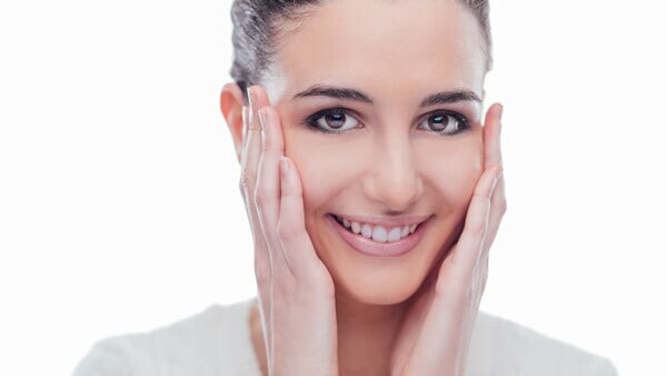 Swear by the Lakmé Skin Gloss Gel Creme