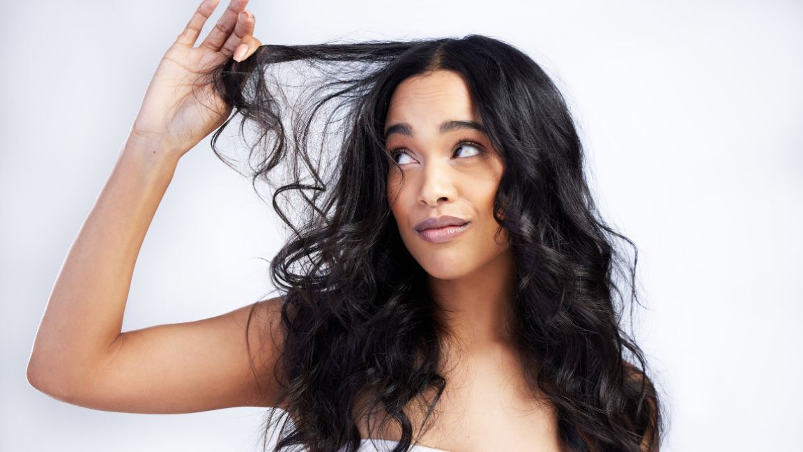Frizz Care: Your Ultimate Guide to Frizz-free Hair