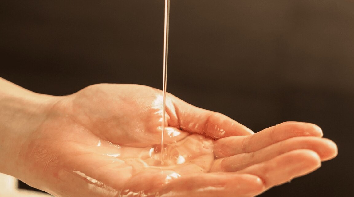 Combining Rosemary Oil with Other Essential Oils: Synergistic Benefits and Blending Tips