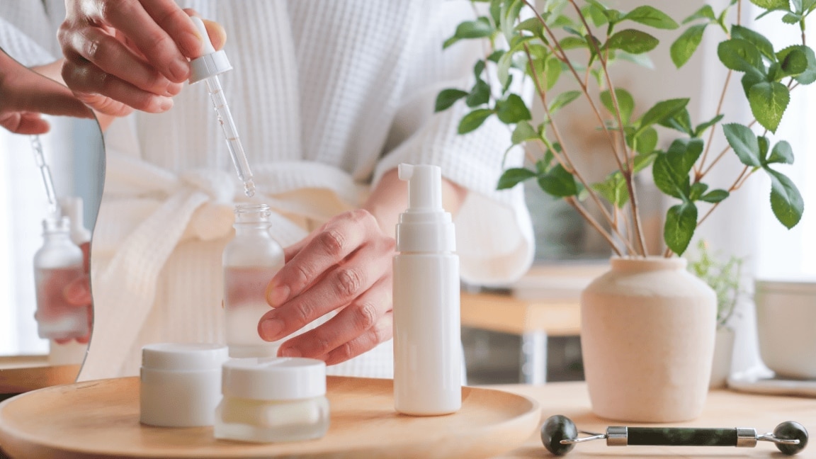 A Skincare Alchemist’s Guide to Mixing Active Ingredients The Right Way