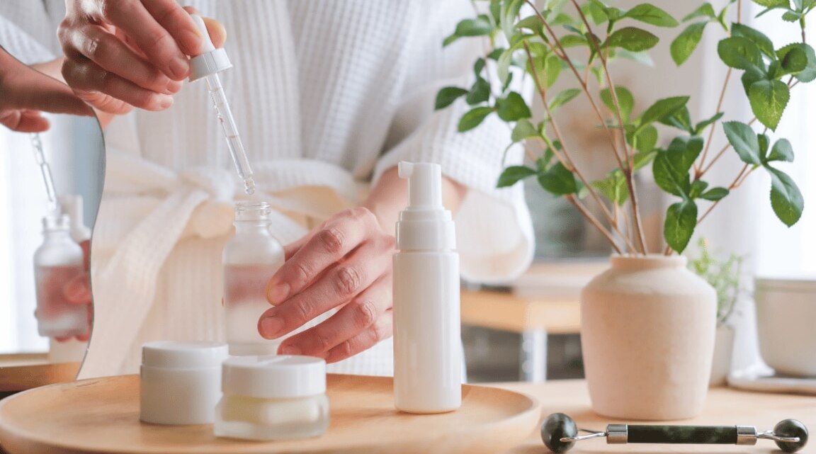 A Skincare Alchemist’s Guide to Mixing Active Ingredients The Right Way