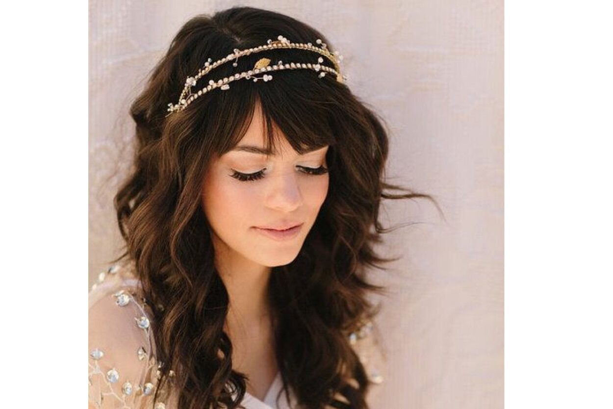 Low messy bun with knotted headband