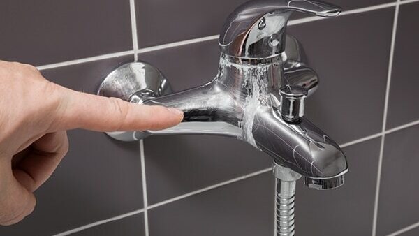 FAQs about effects of hard water on skin