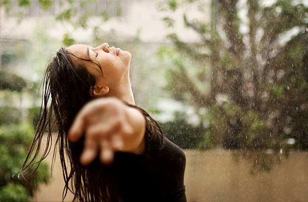 The Reason Behind Hair Fall In Monsoon And How To Prevent It