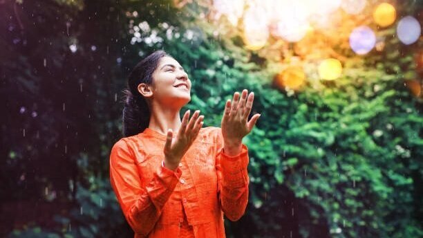 hair fall in monsoon