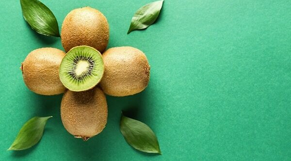 Kiwi fruit benefits for skin #7: Prevents premature ageing