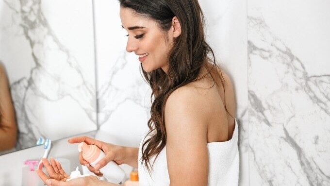 Ways to Incorporate Vitamin E Capsules into Your Skincare Routine