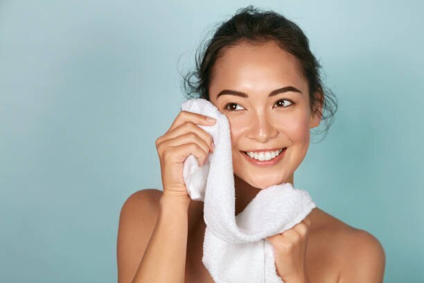 Facial cleansing brush woman face wash indian woman