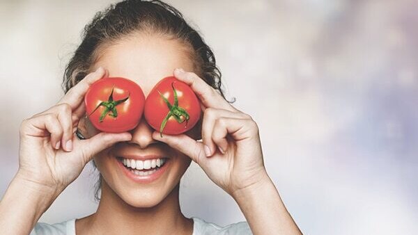 What is the proper diet when treating dark circles?