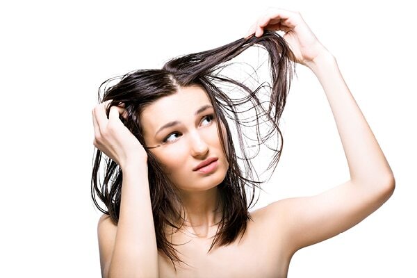 smelly hair causes