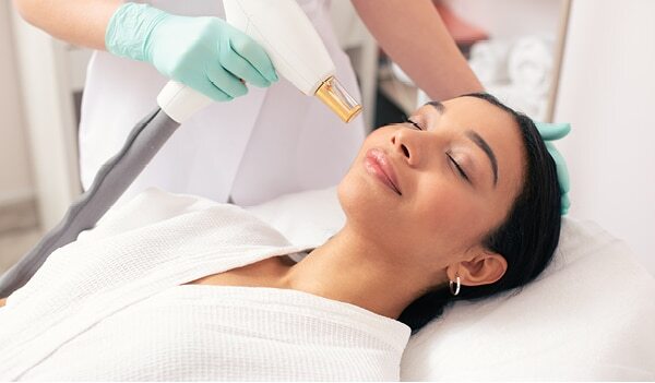 A Dermatologist’s Guide To The Benefits Of A Laser Facial Treatment (Skin Resurfacing)