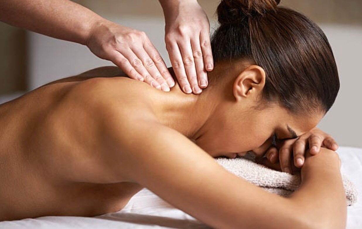 head massager woman oil