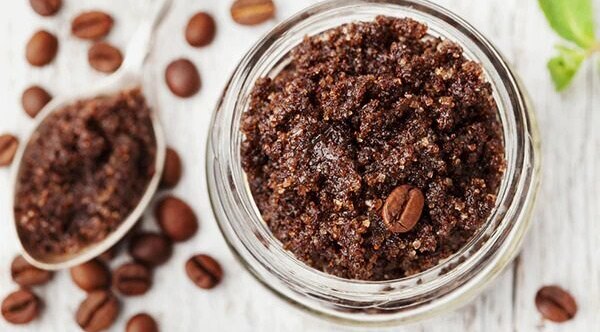 how to exfoliate woman face scrub