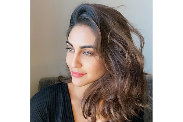 FAQs about black hair with highlights