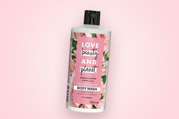 05. Lux Velvet Touch Body Wash With Jasmine and Almond Oil