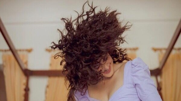 5 Ways To Care For High Porosity Hair To Keep Dryness Away