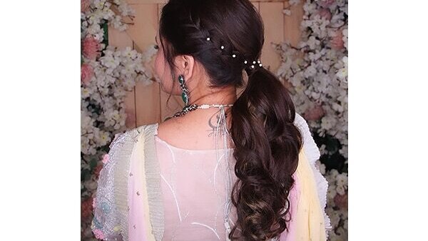 FAQs about engagement hairstyle