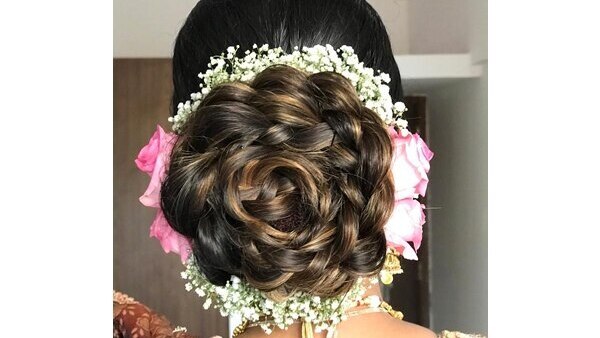 FAQs about engagement hairstyle