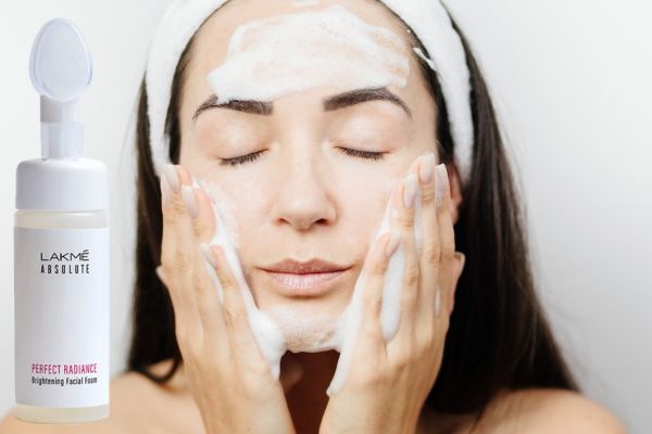 Tips for Glowing Skin: From Diet to Skincare